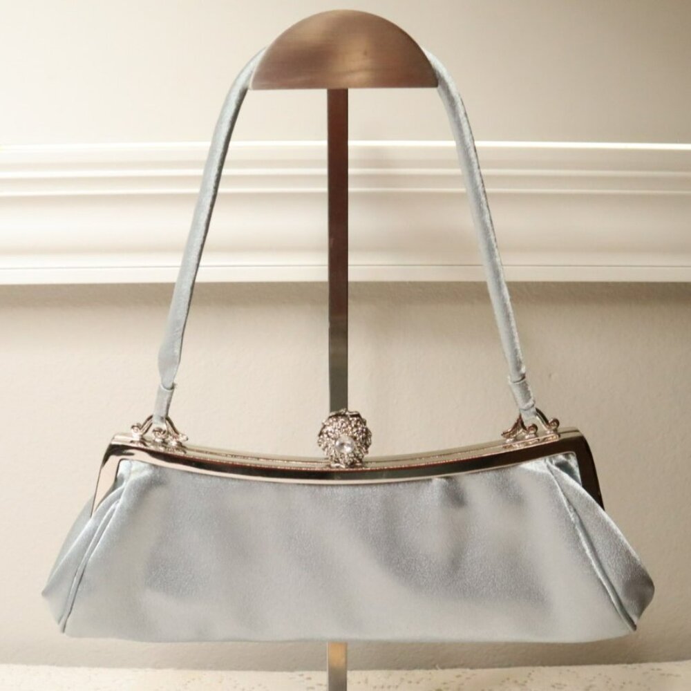 Vintage Silver Satin Evening Handbag with Rhinestone Magnetic Clasp – 1980s/1990